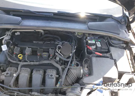 2013 Ford Focus Se z USA, uszkodzony, nr VIN 1FADP3F22DL254908